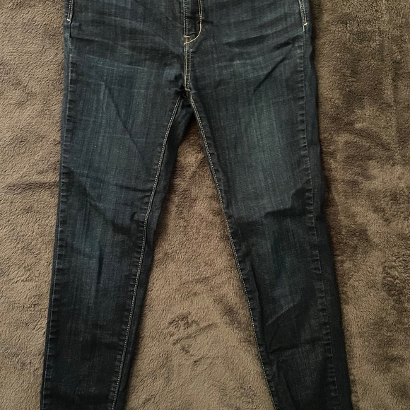 Levi’s Denizen High Rise Jegging